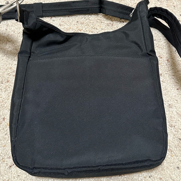 Travelon Crossbody Bag Purse 5-Point Anti-Theft Protection RFID Blocking Pocket - Picture 2 of 10